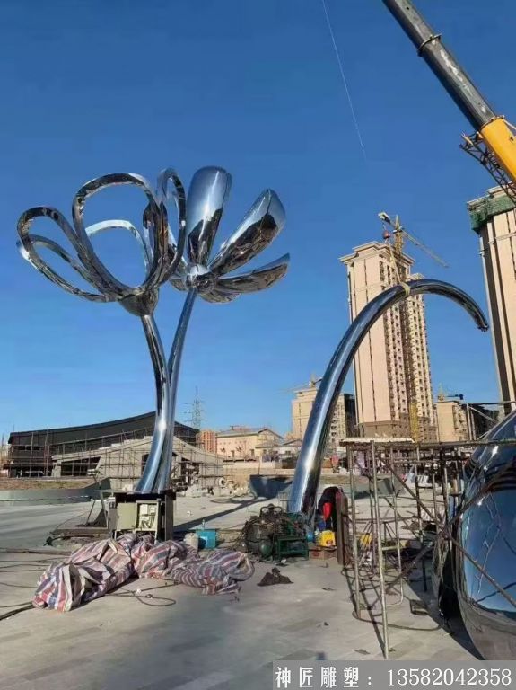 不锈钢广场镜面花朵雕塑 花型雕塑素材